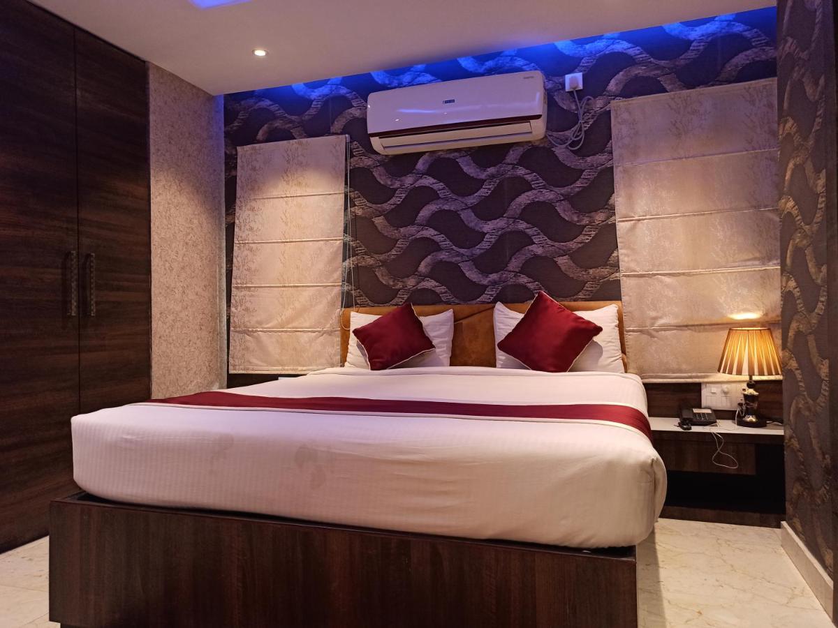 Hotel A P Home'S - A Boutique Hotel 구와하티 외부 사진